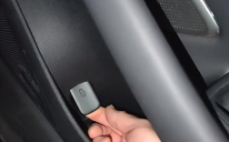 车友必学！从小米SU7高速碰撞 解锁遇事故应急开门！