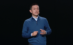 这脑洞绝了！蔚来李斌玩梗“蔚乐萤”=“为了赢”！