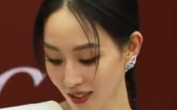 曝张钧甯因股灾蒸发3900万台币 上个月刚刚被台媒誉为“女股神”！