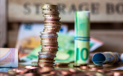 DeepSeek梁文锋首登全球富豪榜：财富超OpenAI CEO两倍！