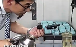 女司机要水泡奶男收费员秒懂 网友：心中有爱的男人真帅！