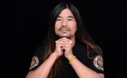 52岁网红面筋哥因病离世：因歌曲《烤面筋》走红 2018年B站百大UP主!