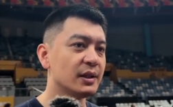 广厦队主帅:杨鸣带队三连冠很牛 要向辽宁队学习！