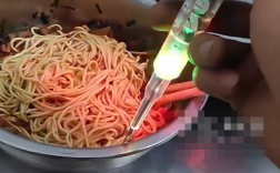 男子吃面条嘴麻麻的 检测发现是漏电 网友：你就说麻不麻吧！