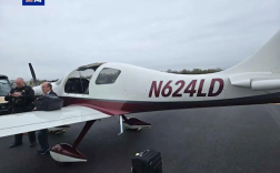 担心的事儿发生了 美国一飞机飞行途中舱门突然脱落！