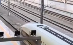 12306五一前大量放票?客服回应：售票时通常优先放全程车票！