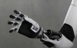 指控偷特斯拉技术！马斯克起诉华人前员工!