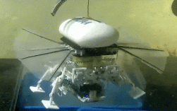 中国研发1.5Kg小型机器人 可在万米深海游泳!