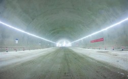 近450平米超过篮球场：亚洲最大开挖断面的市政交通隧道全线贯通！