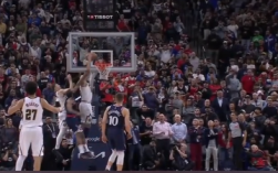 NBA季后赛首轮G4戈登扣篮绝杀快船 起身飞补极限操作！