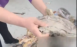 总闻着有臭味!女子睡了30多年的床头填充物是垃圾