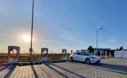 我国高速公路已建成充电设施3.8万台 覆盖98%的服务区！