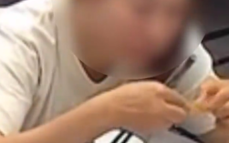 店家回应女子点外卖吃出带血创可贴 具体怎么回事？