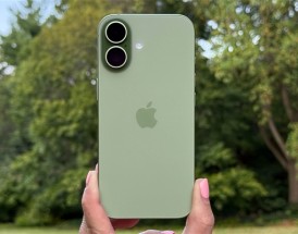 iPhone 17没涨价的原因揭开：苹果控制住了屏幕成本！