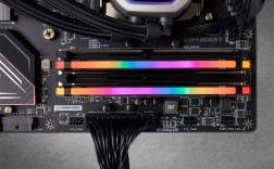 价格比DDR5还贵 三星等大厂已无法回头：DDR4内存还得涨价至少2年！