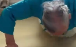 九旬奶奶每天坚持做200个俯卧撑 100个仰卧起坐！