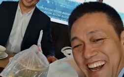 刘强东近照曝光！和李斌一起吃京东外卖！