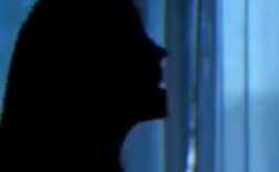 夫妻为二胎儿子跟谁姓离婚 法院审理了！