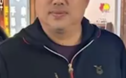 辞职后首次露面！网友在大理偶遇刘国梁 状态轻松！