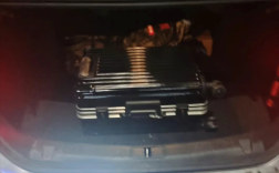 女子不上车 只让运送一只行李箱 网约车司机果断报警！