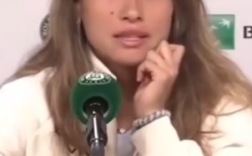 郑钦文赛后哽咽:其实可以赢的 太过紧张无法发挥实力！