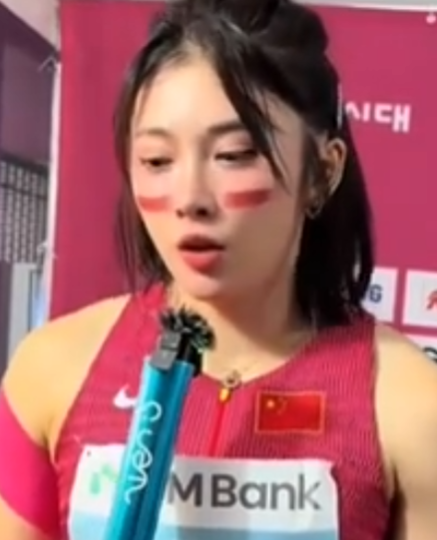 吴艳妮落泪道歉 到底怎么回事-第1张图片